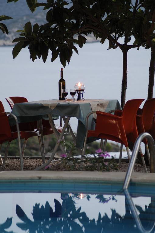 Kas Maki Hotel Bagian luar foto