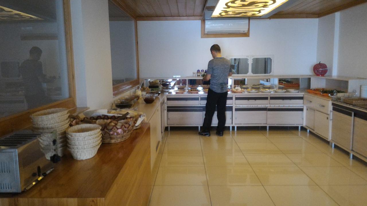 Kas Maki Hotel Bagian luar foto